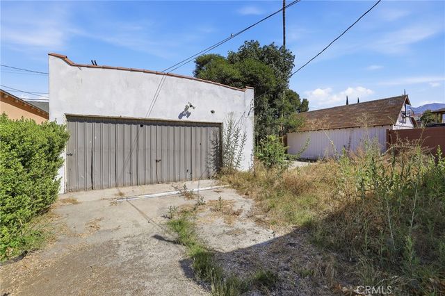 235 W Cedar Ave, Burbank, CA 91502