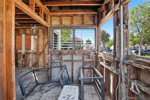 235 W Cedar Ave, Burbank, CA 91502