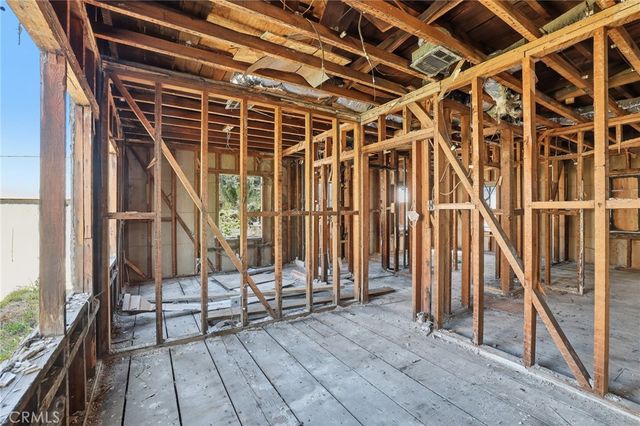 235 W Cedar Ave, Burbank, CA 91502