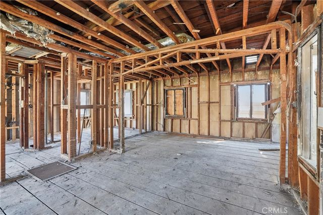 235 W Cedar Ave, Burbank, CA 91502