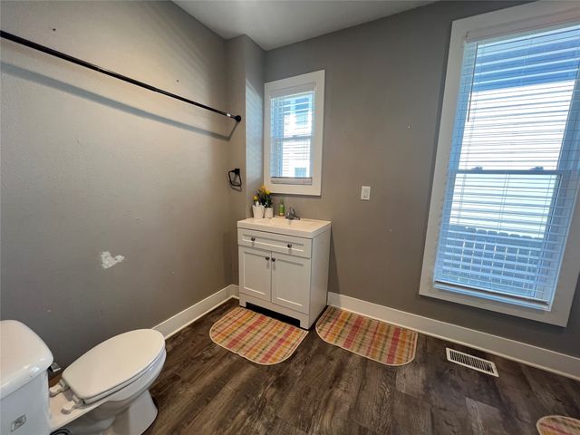 1343 7th Street, Des Moines, IA 50314