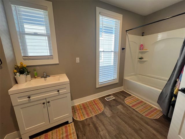 1343 7th Street, Des Moines, IA 50314