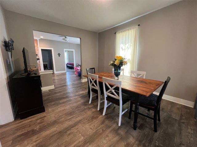 1343 7th Street, Des Moines, IA 50314