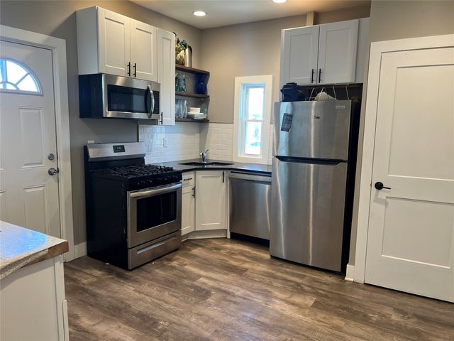 1343 7th Street, Des Moines, IA 50314