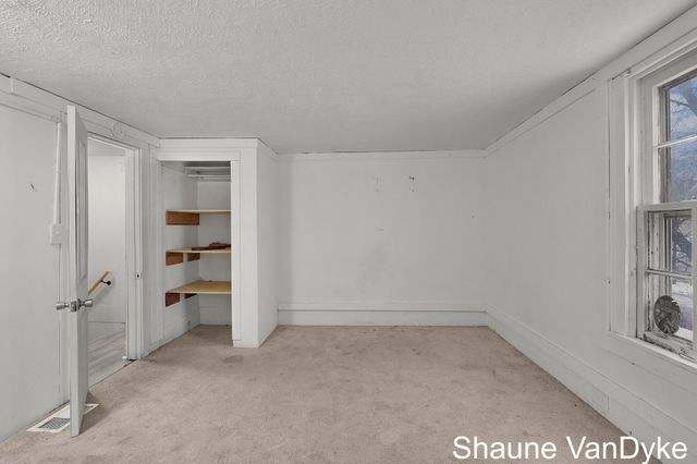 1537 Broadway Avenue NW, Grand Rapids, MI 49504