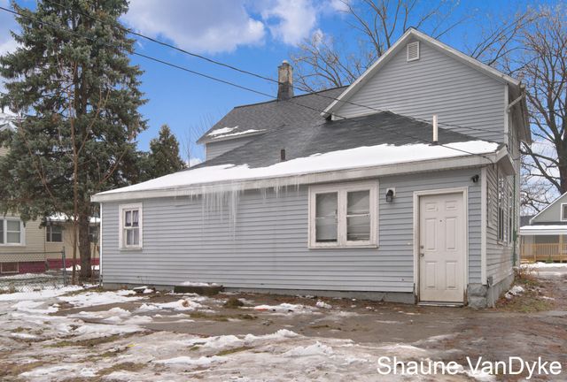 1537 Broadway Avenue NW, Grand Rapids, MI 49504