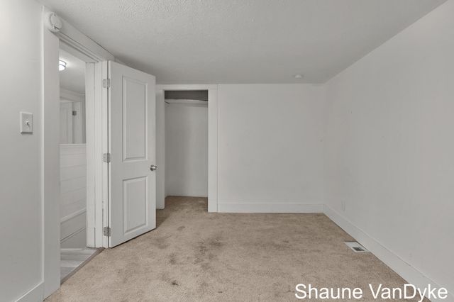 1537 Broadway Avenue NW, Grand Rapids, MI 49504