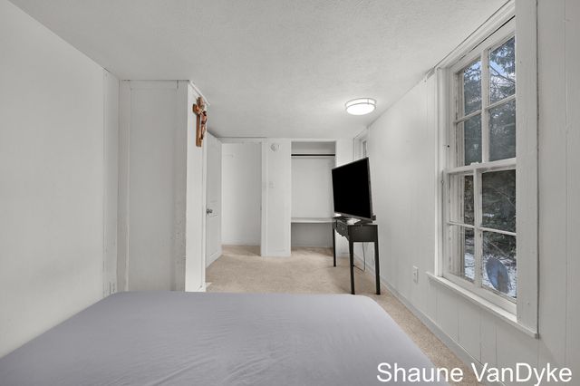 1537 Broadway Avenue NW, Grand Rapids, MI 49504