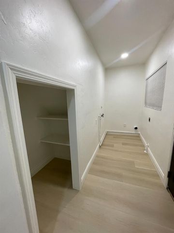 2524 E Grant Avenue, Fresno, CA 93701