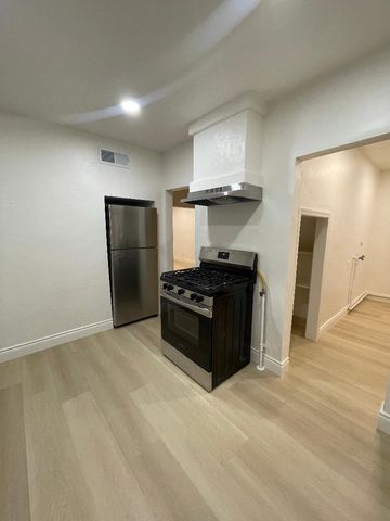 2524 E Grant Avenue, Fresno, CA 93701