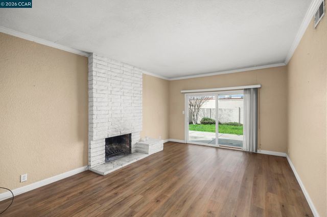 1515 Thornwood Dr, Concord, CA 94521