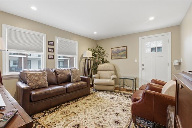 10 Lawrence Street, Boston, MA 02129