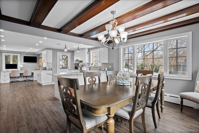 194 Hickory Grove Drive E, Larchmont, NY 10538