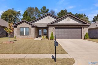 338 Fenrose Drive, Harvest, AL 35749
