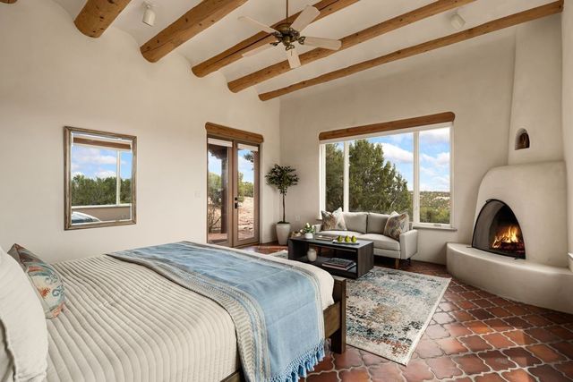 40 N Vuelta Herradura, Santa Fe, NM 87506