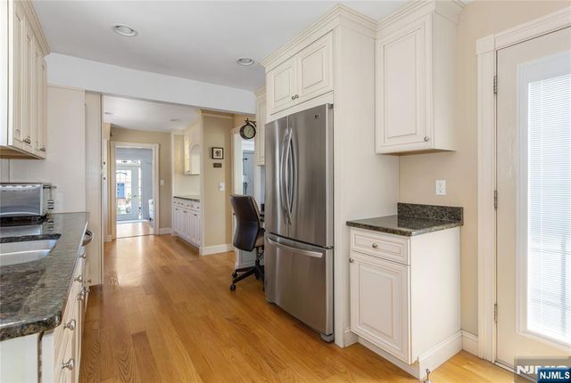 256 Raymond Street, Hasbrouck Heights, NJ 07604