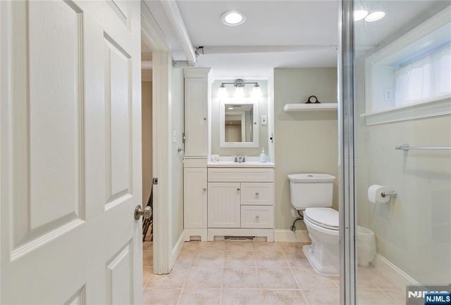 256 Raymond Street, Hasbrouck Heights, NJ 07604
