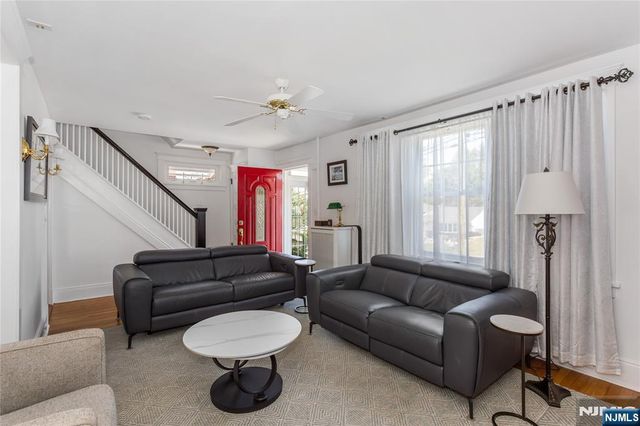 256 Raymond Street, Hasbrouck Heights, NJ 07604