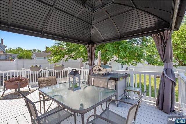 256 Raymond Street, Hasbrouck Heights, NJ 07604