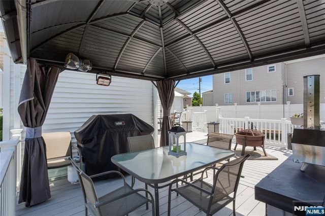 256 Raymond Street, Hasbrouck Heights, NJ 07604