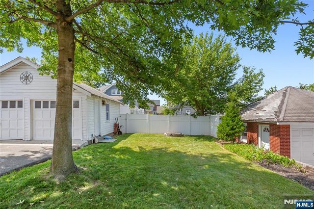 256 Raymond Street, Hasbrouck Heights, NJ 07604