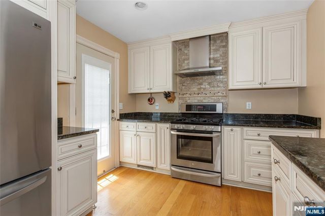 256 Raymond Street, Hasbrouck Heights, NJ 07604