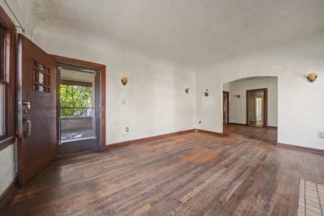 423 Preston Ave, Ione, CA 95640