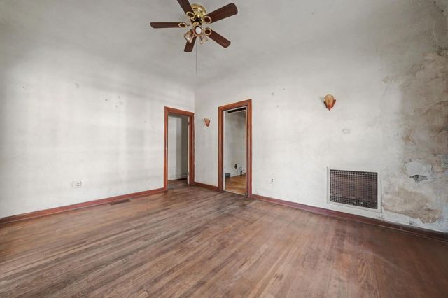 423 Preston Ave, Ione, CA 95640