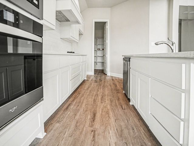 1808 Barrix Court, Desoto, TX 75115