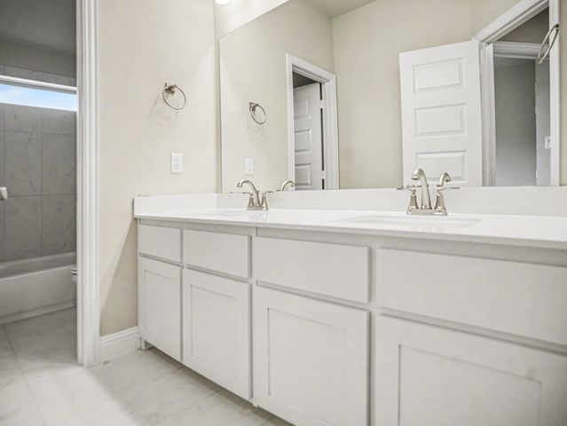 1808 Barrix Court, Desoto, TX 75115