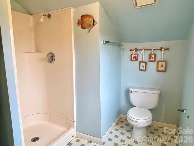 4264 NC 10 Highway W, Hickory, NC 28602