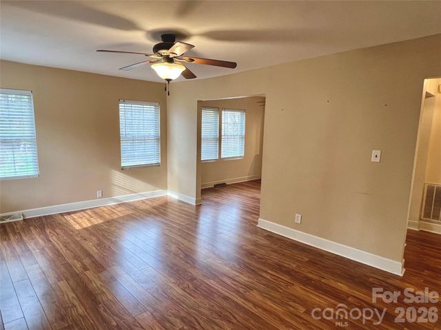 4264 NC 10 Highway W, Hickory, NC 28602