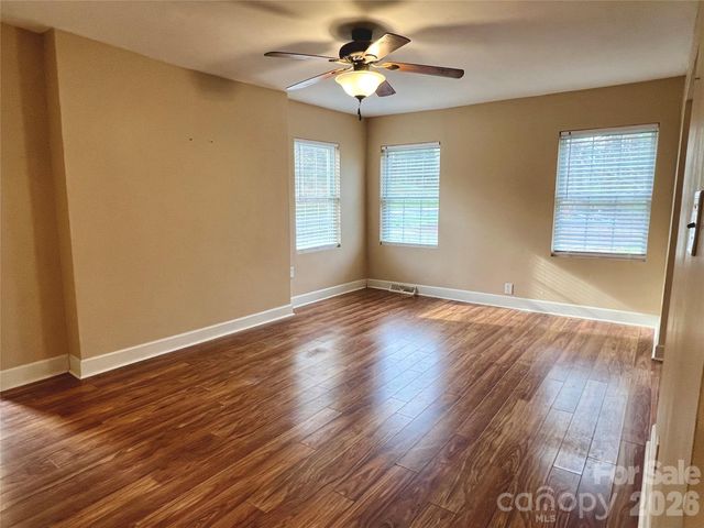 4264 NC 10 Highway W, Hickory, NC 28602