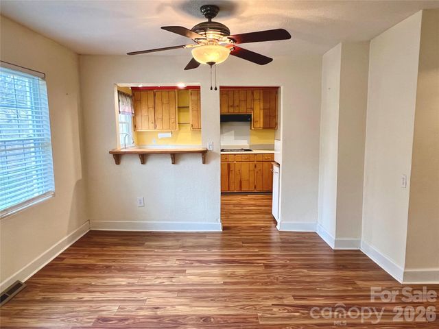 4264 NC 10 Highway W, Hickory, NC 28602