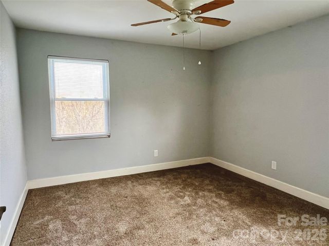 4264 NC 10 Highway W, Hickory, NC 28602