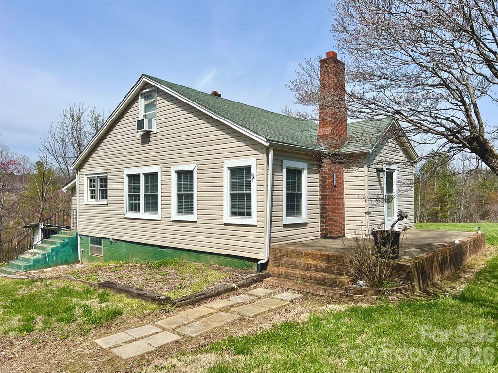 4264 NC 10 Highway W, Hickory, NC 28602