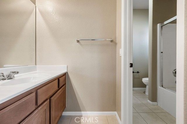 6834 Phoenix Court, Hesperia, CA 92345