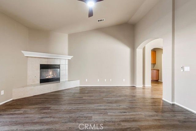 6834 Phoenix Court, Hesperia, CA 92345