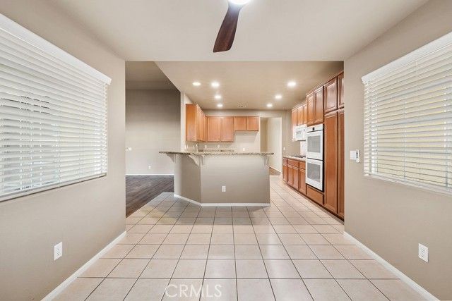 6834 Phoenix Court, Hesperia, CA 92345