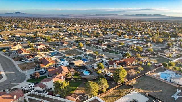 6834 Phoenix Court, Hesperia, CA 92345