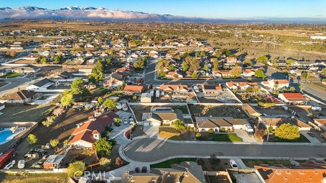 6834 Phoenix Court, Hesperia, CA 92345