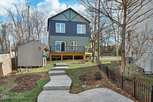 20 Brayton Road, Queensbury, NY 12845