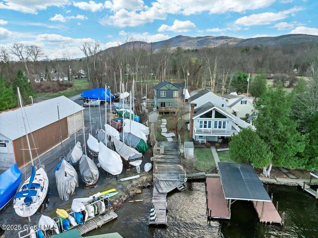 20 Brayton Road, Queensbury, NY 12845