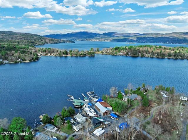 20 Brayton Road, Queensbury, NY 12845