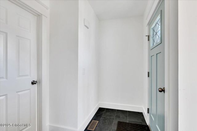 20 Brayton Road, Queensbury, NY 12845