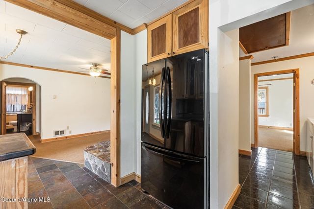 210 W 3rd Ave, Clark Fork, ID 83811