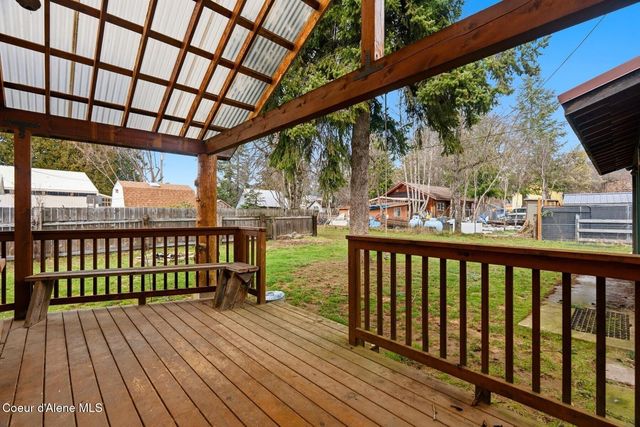 210 W 3rd Ave, Clark Fork, ID 83811