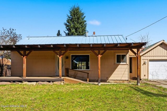 210 W 3rd Ave, Clark Fork, ID 83811