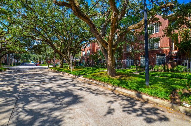 227 N Mcgowen Street, Houston, TX 77006