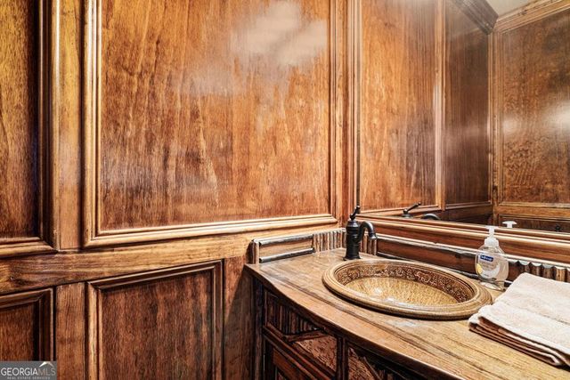 577 Beech Cove Drive, Hiawassee, GA 30546